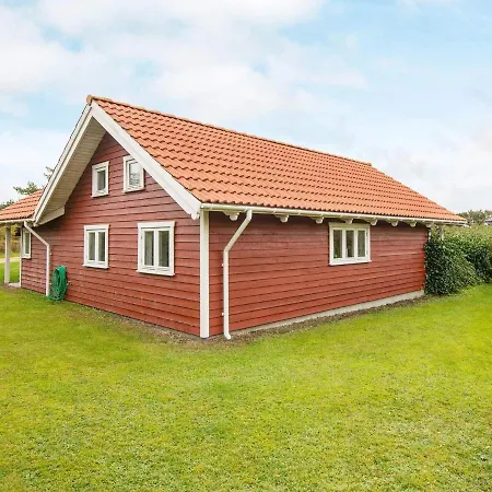 6 Person Holiday In *