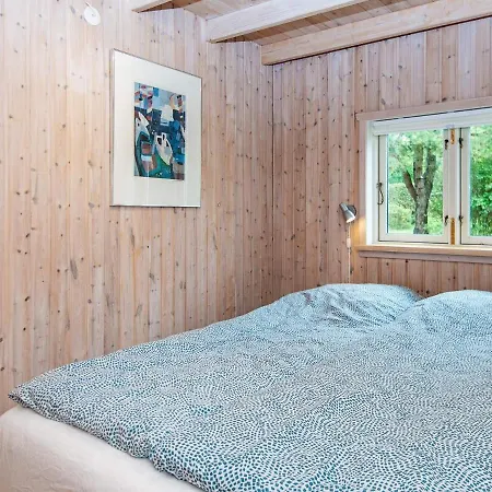 6 Person Holiday In *