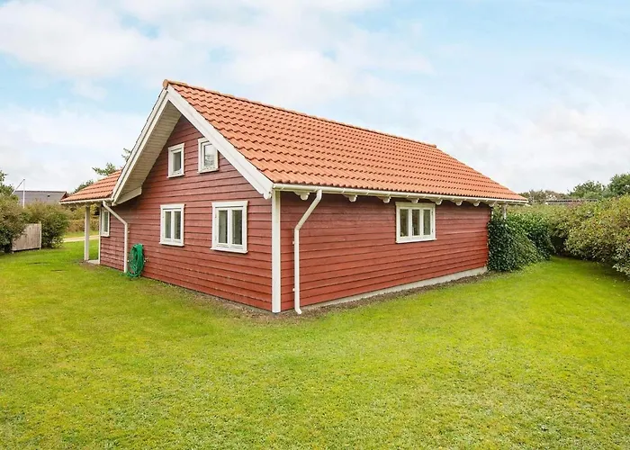 6 Person Holiday In *